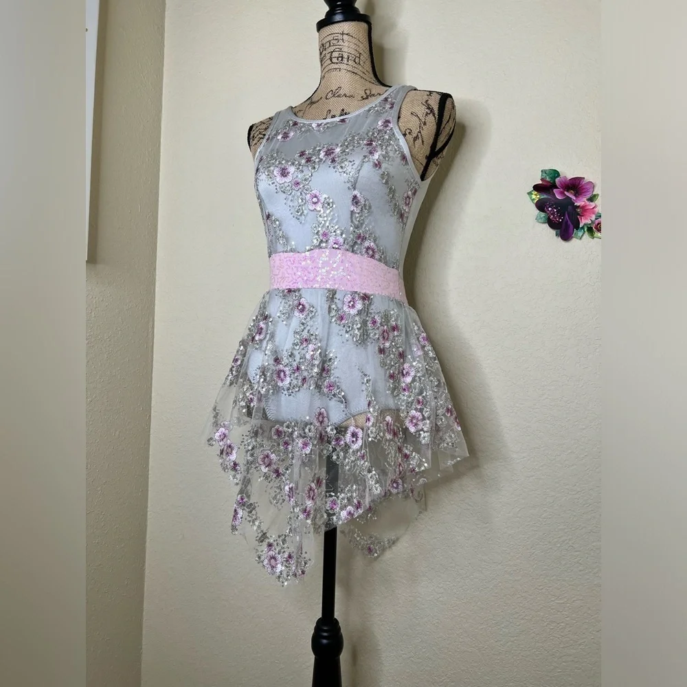 Curtain Call Silver/Gray with Floral Embroidery with Sheer Overskirt Sz Child L